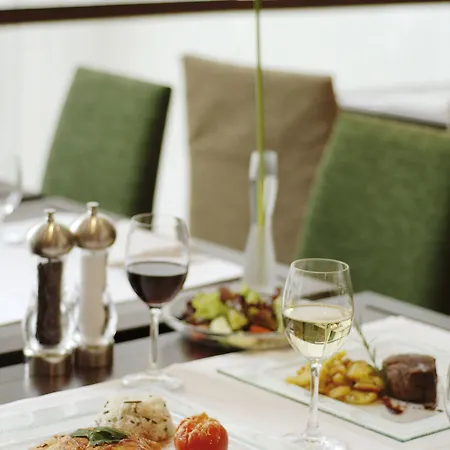 Nh Frankfurt Airport West Hotel