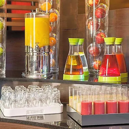 Nh Frankfurt Airport West 4*