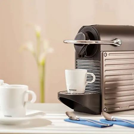 Nh Frankfurt Airport West Hotel 4*