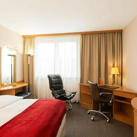 Nh Frankfurt Airport West Szálloda 4*