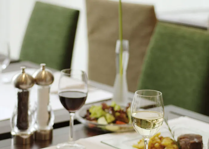 Nh Frankfurt Airport West Hotel